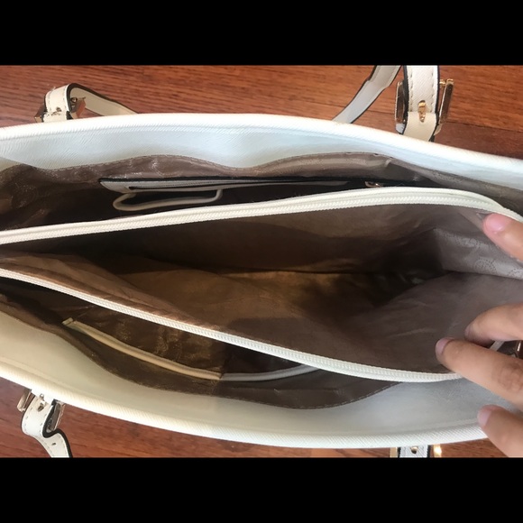 Michael Kors bag - Picture 3 of 4